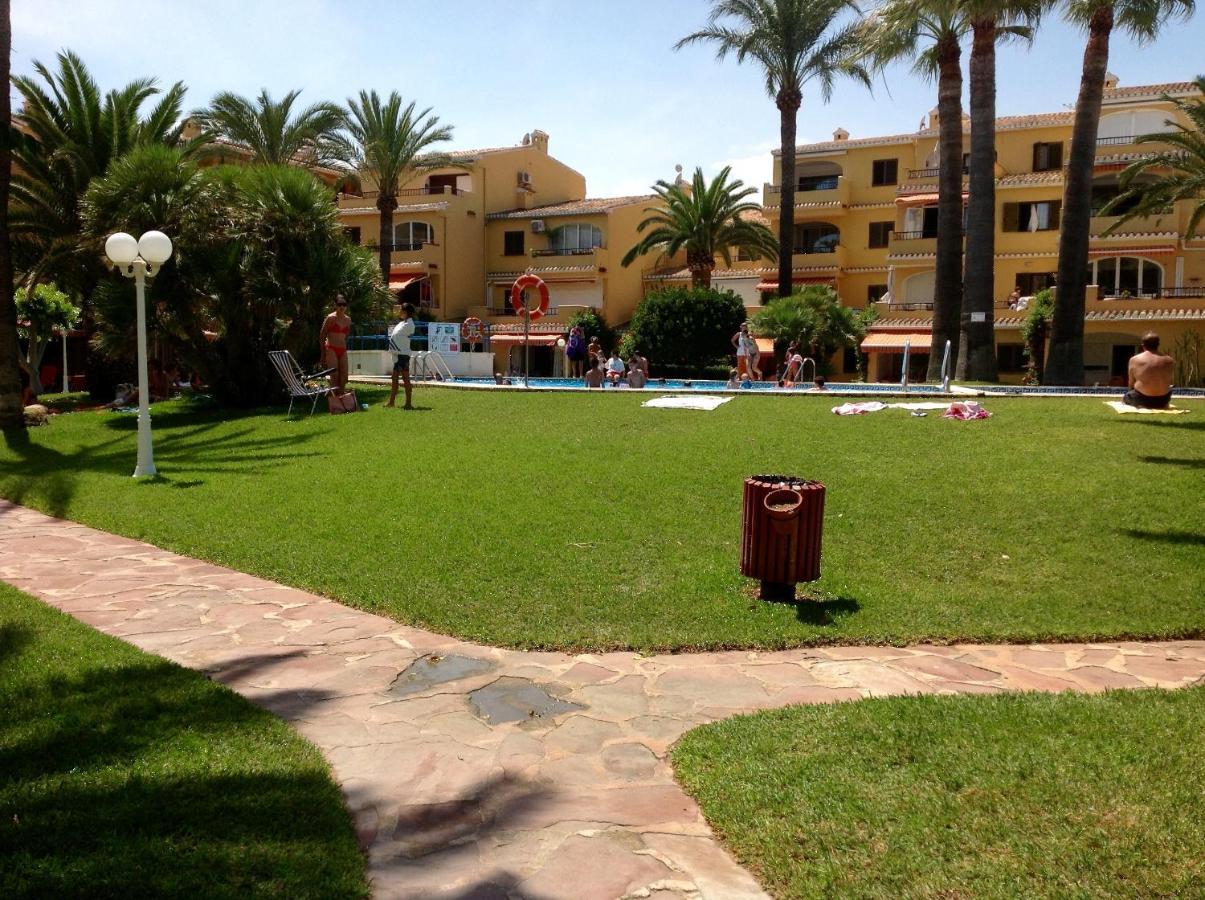 Urbanizacion Primera Linea De Playa Denia Eksteriør bilde